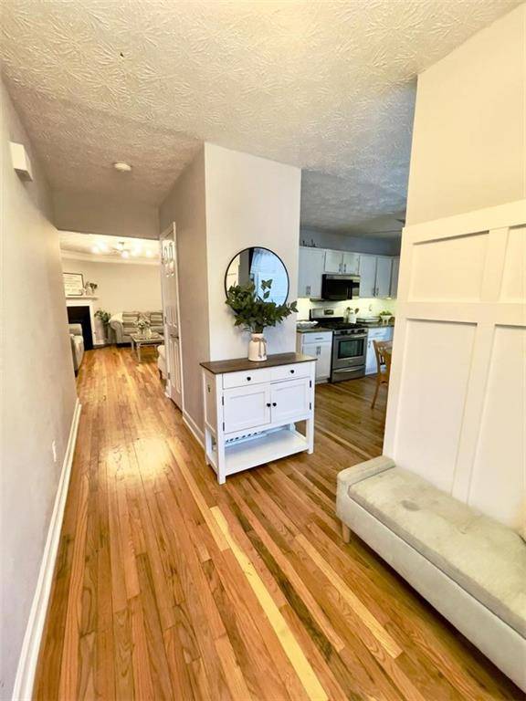 Peachtree Corners, GA 30092,6594 Meadow Green CIR