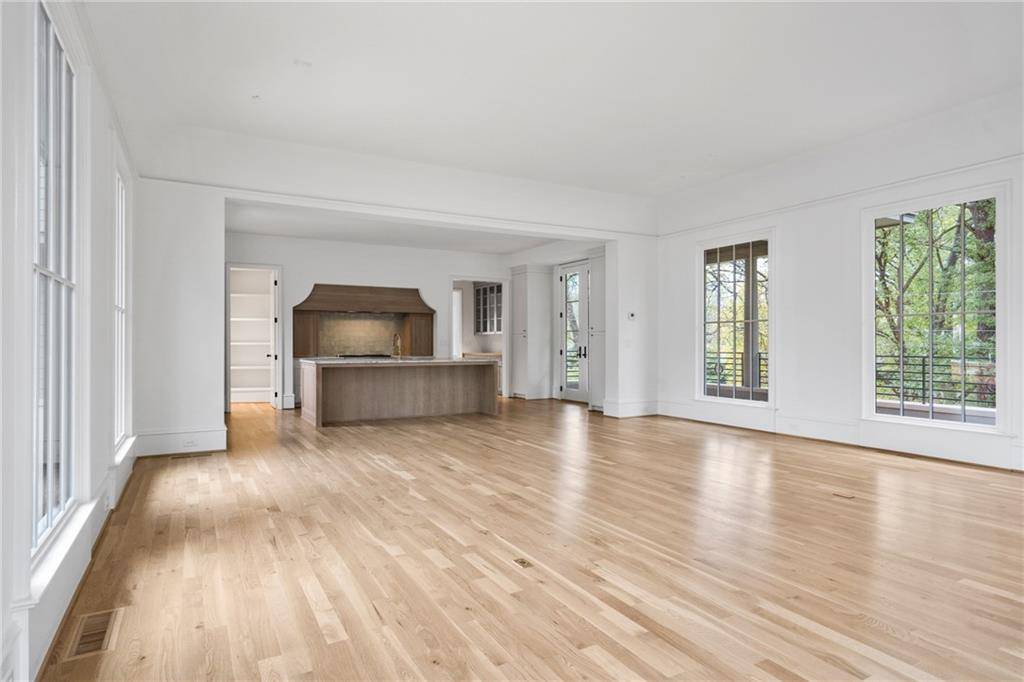 Atlanta, GA 30305,96 Sheridan DR