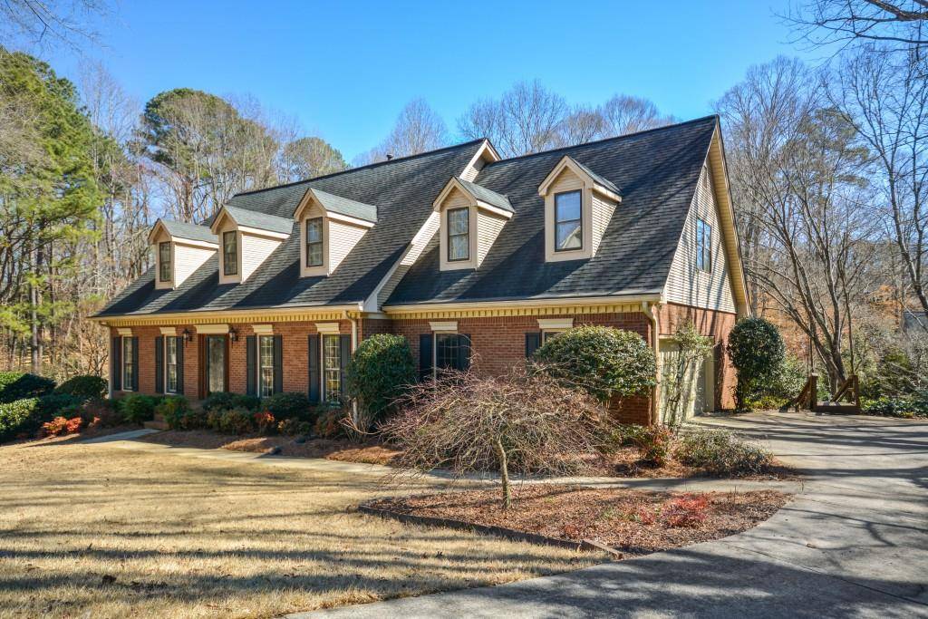 Roswell, GA 30075,11710 Mountain Laurel DR