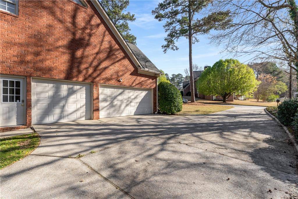 Atlanta, GA 30331,1290 REGENCY CENTER DR SW