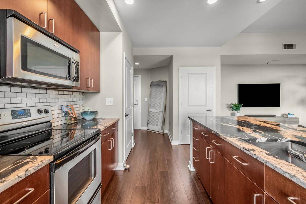 Atlanta, GA 30308,565 Peachtree ST #1311