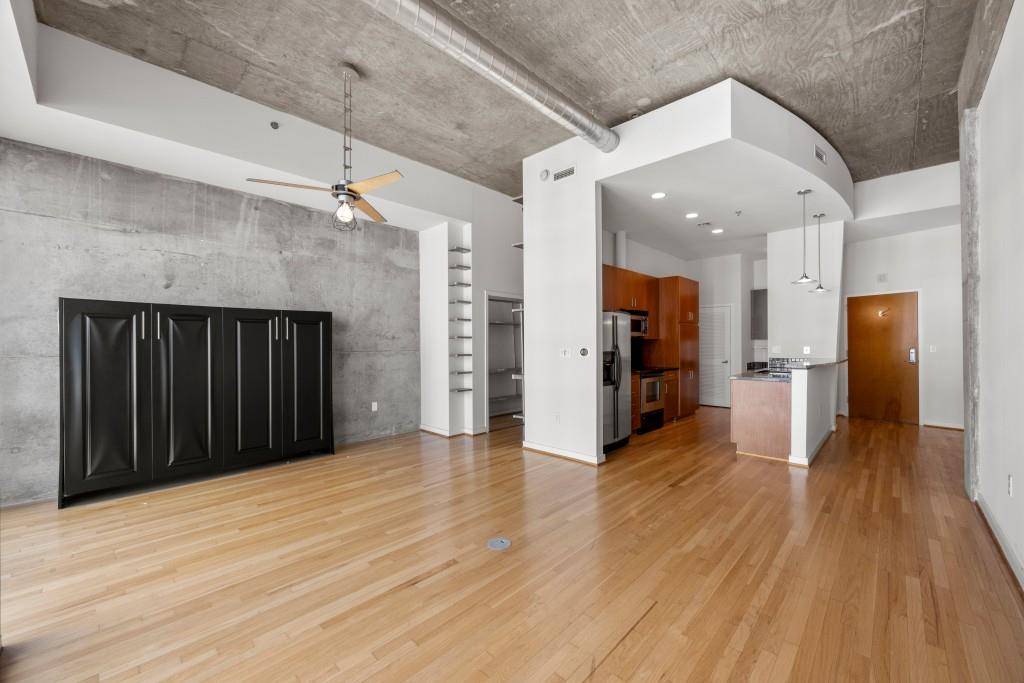 Atlanta, GA 30309,943 Peachtree ST NE #2009