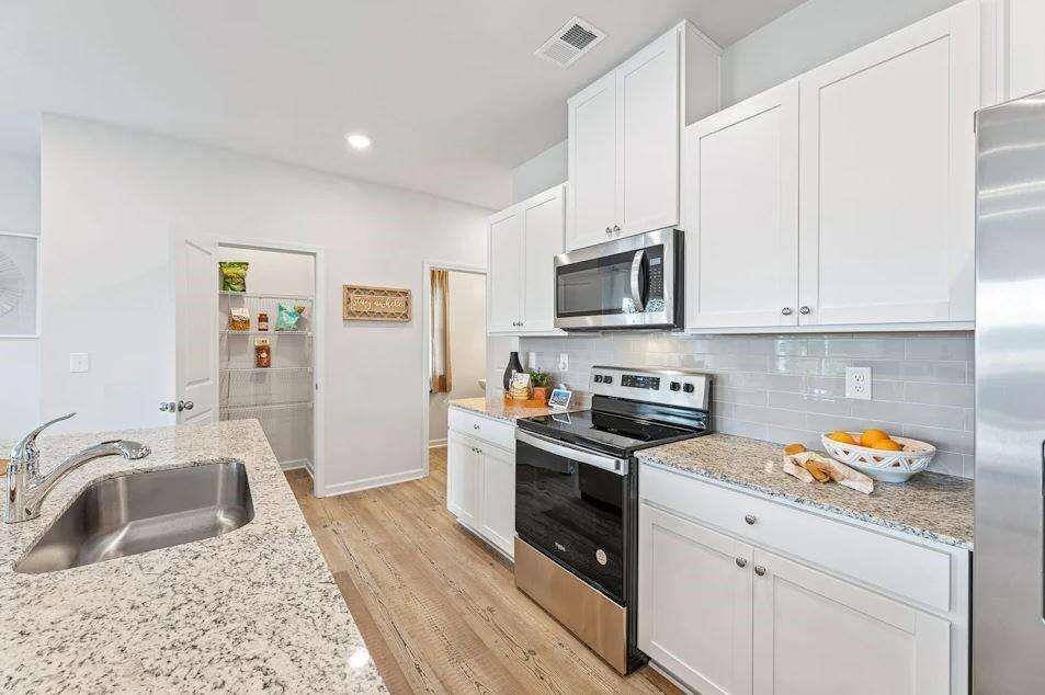Flowery Branch, GA 30542,5349 Melbourne LN