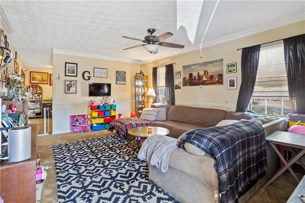 Canton, GA 30115,129 McWhirter PL