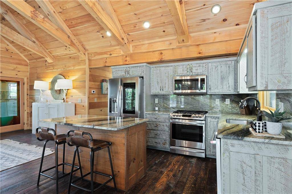 Cherry Log, GA 30522,82 Haley DR