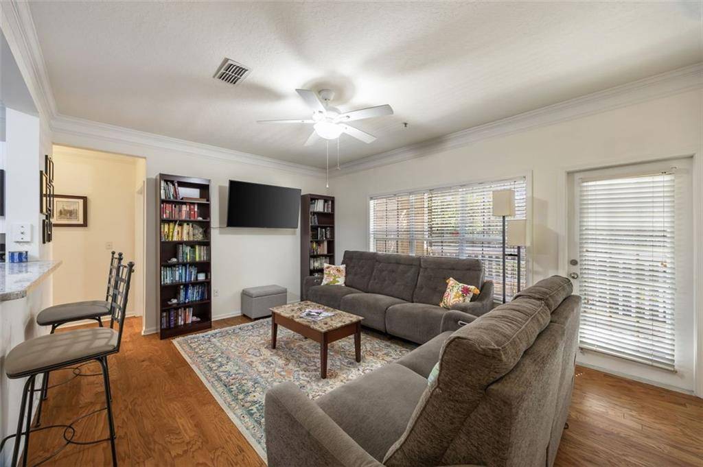 Atlanta, GA 30329,4007 Westchester RDG NE