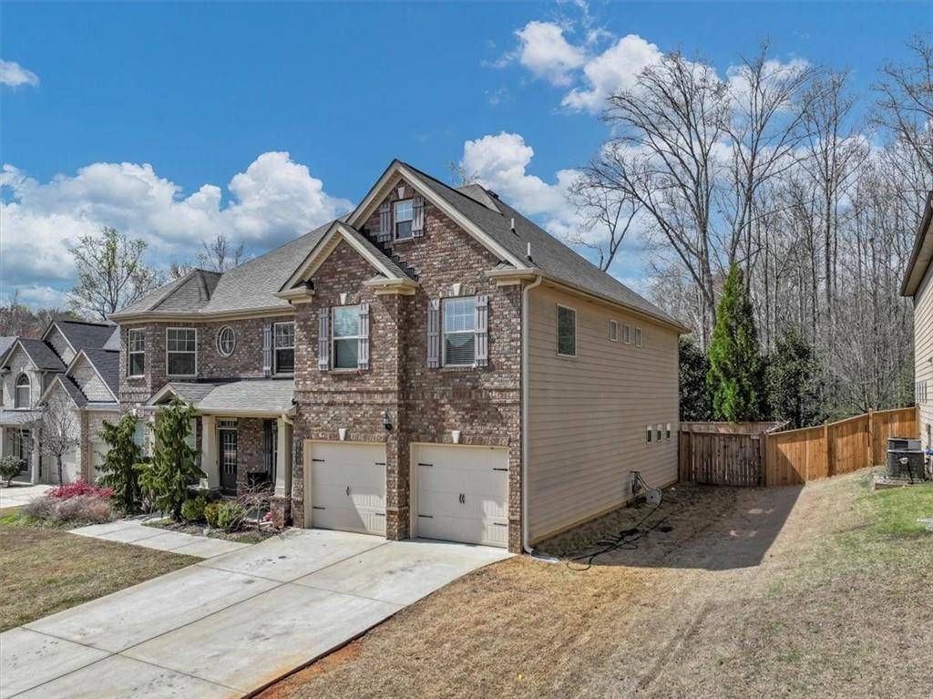 Alpharetta, GA 30004,4465 Mossbrook CIR