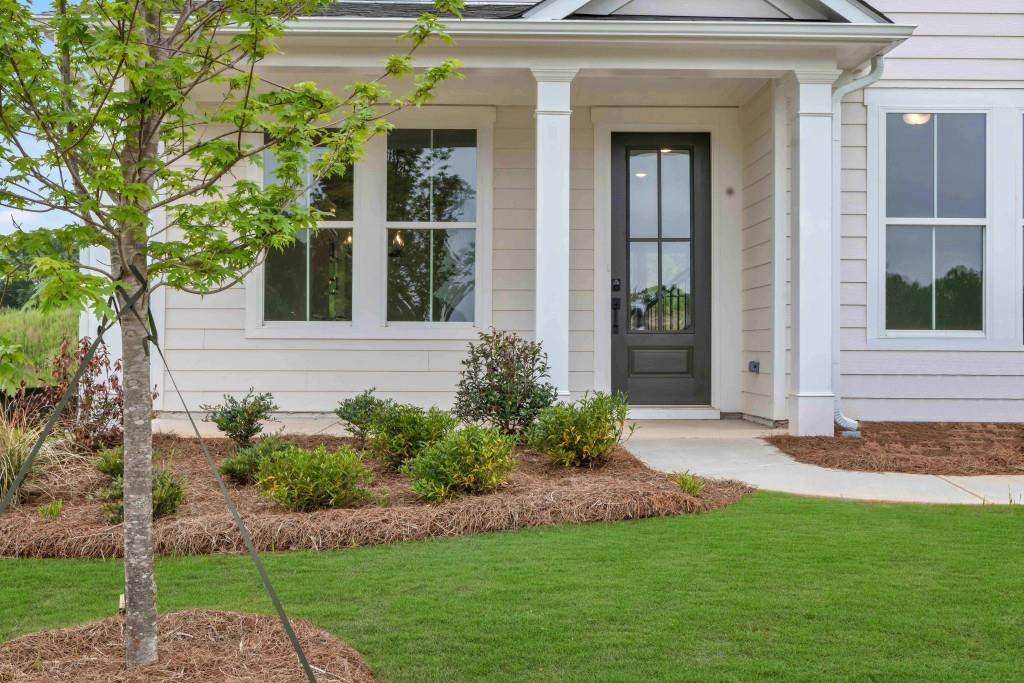 Hoschton, GA 30548,109 Hickory Grove LN