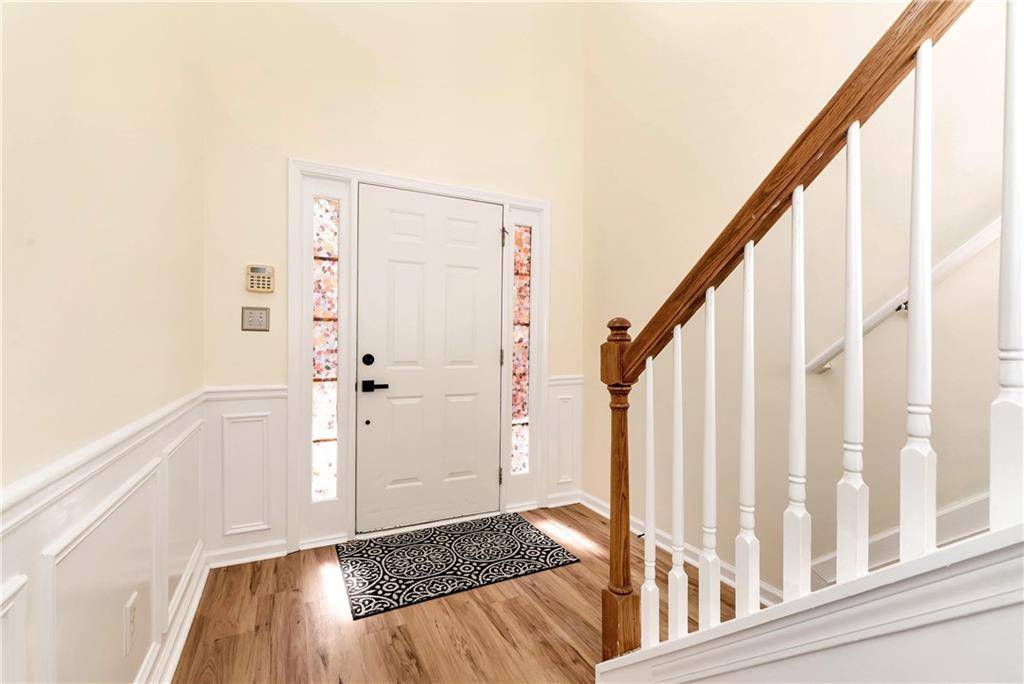 Suwanee, GA 30024,386 Creek Manor WAY