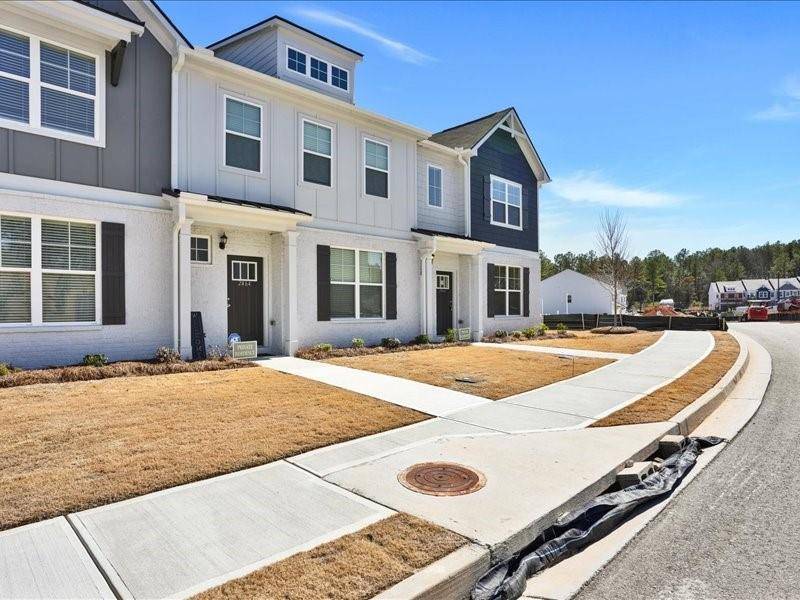 Conyers, GA 30013,2466 Honey WAY