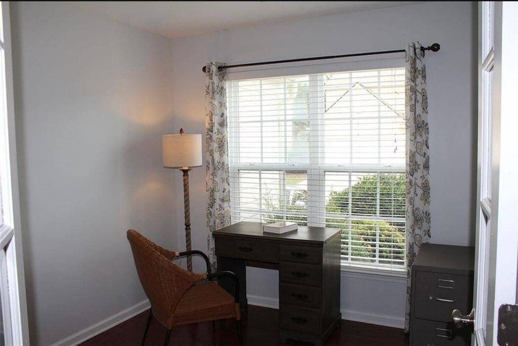 Woodstock, GA 30188,323 Balaban CIR #A