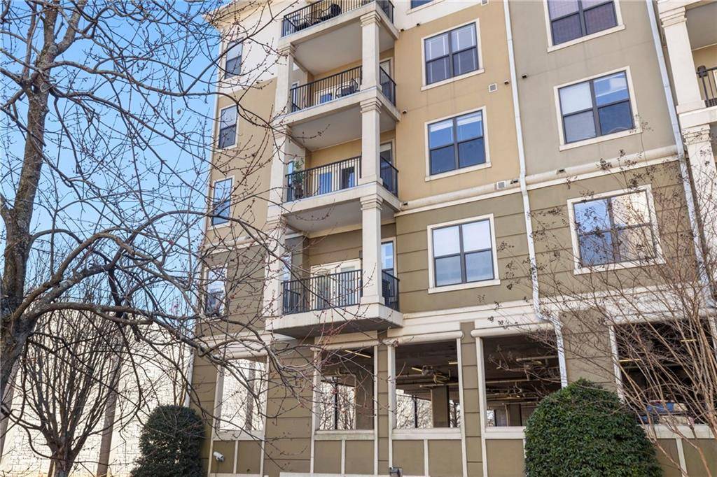 Atlanta, GA 30328,799 Hammond DR #219