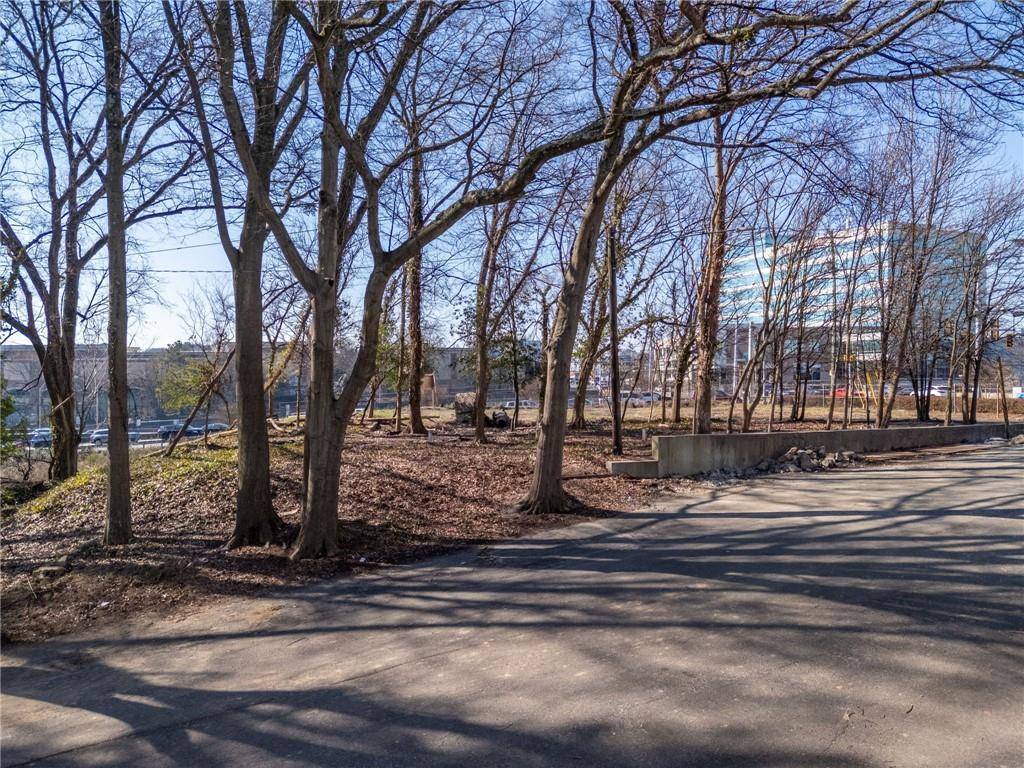 Atlanta, GA 30318,1849 Howell Mill RD NW