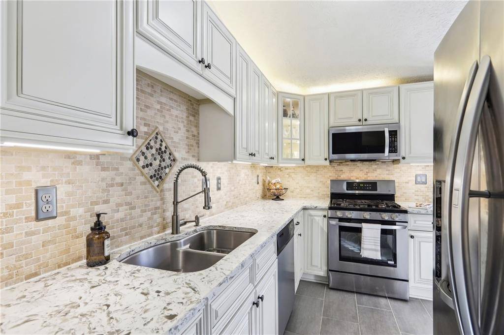 Alpharetta, GA 30022,10475 Willow Meadow CIR