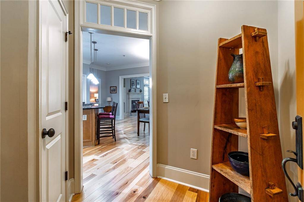 Atlanta, GA 30306,825 Highland LN #1105