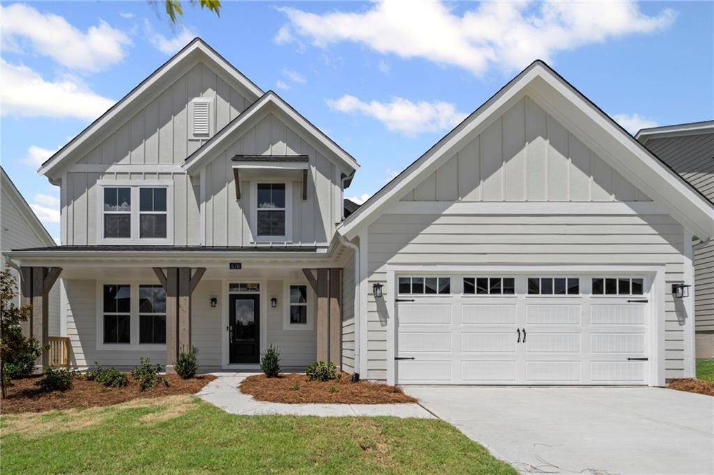 Hoschton, GA 30548,670 Crystal Lake Pkwy