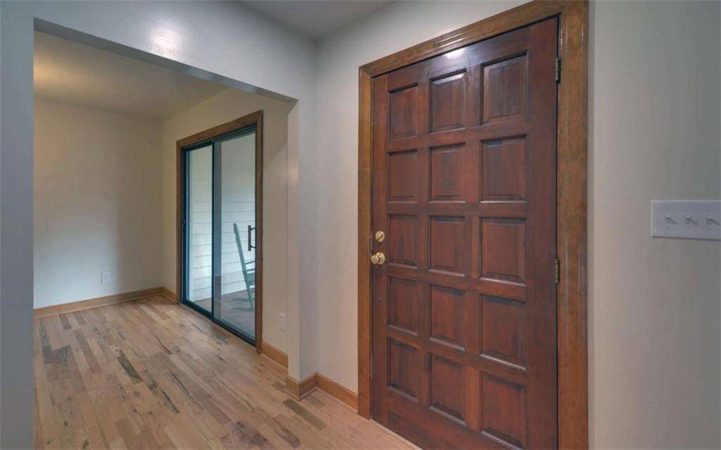 Toccoa, GA 30577,75 Fern Valley CIR