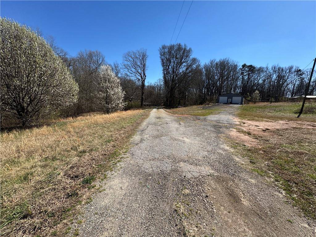 Commerce, GA 30529,5088 Highway 82 SPUR