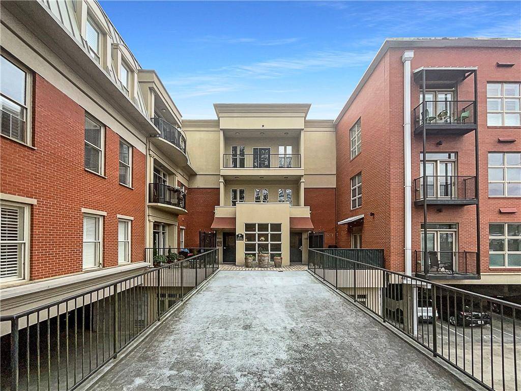 Atlanta, GA 30324,560 Dutch Valley RD NE #2301