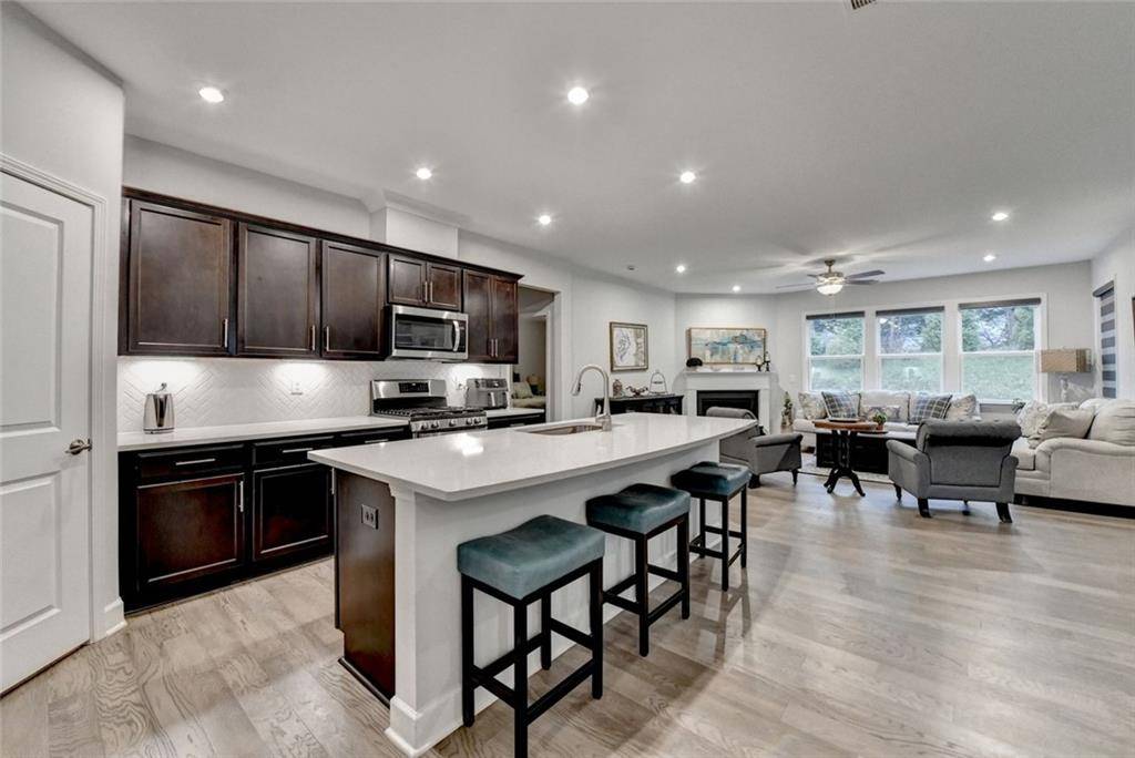 Grayson, GA 30017,811 Pineberry CT