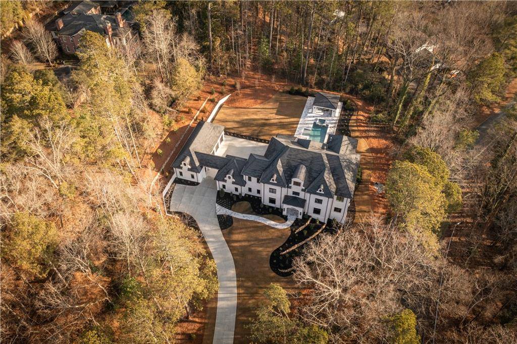 Sandy Springs, GA 30327,5211 Powers Ferry RD