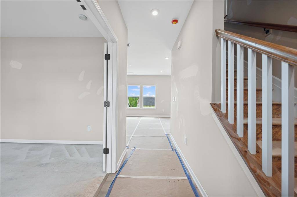 Hoschton, GA 30548,61 Okeechobee WAY