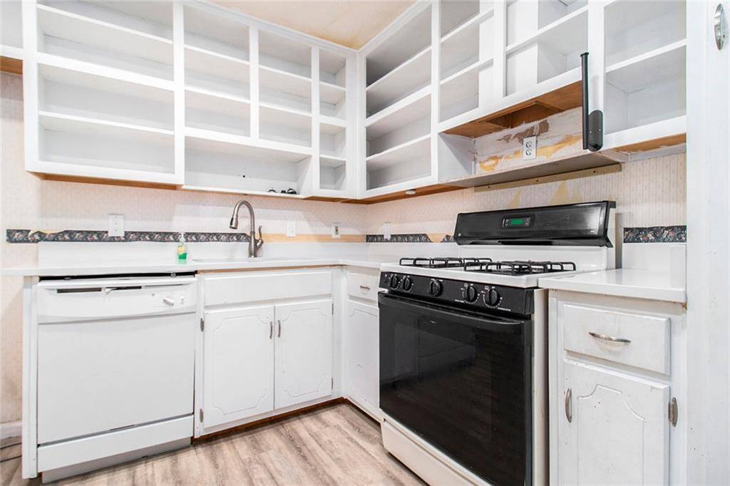 Riverdale, GA 30274,256 Olde Oaks LN