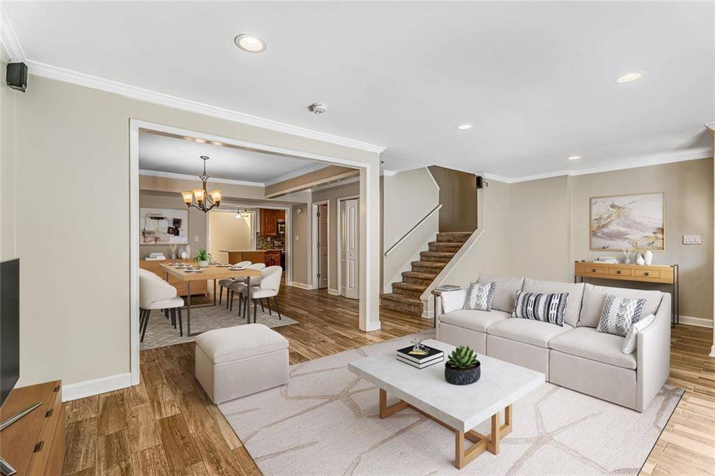 Atlanta, GA 30324,1106 Hampton WAY NE