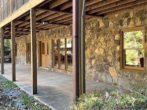 Dahlonega, GA 30533,1060 Horseshoe Bend RD