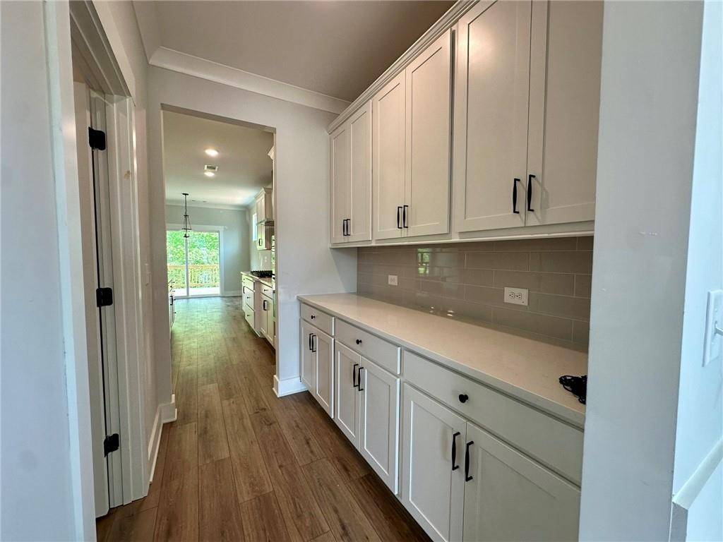Flowery Branch, GA 30542,6816 Cambridge DR