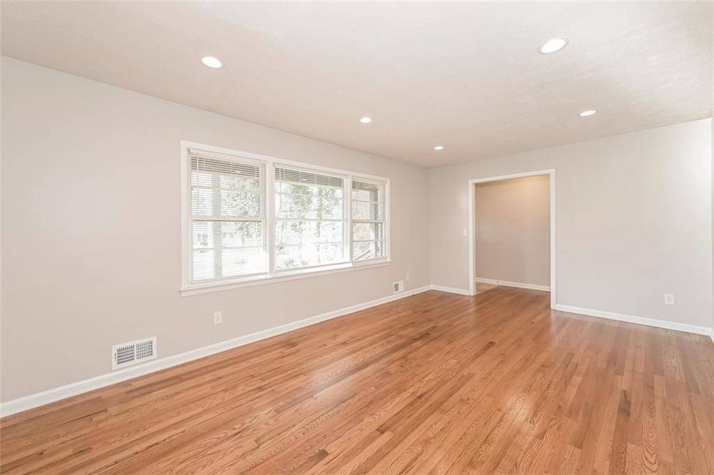 Atlanta, GA 30360,2379 RIDGEWAY DR