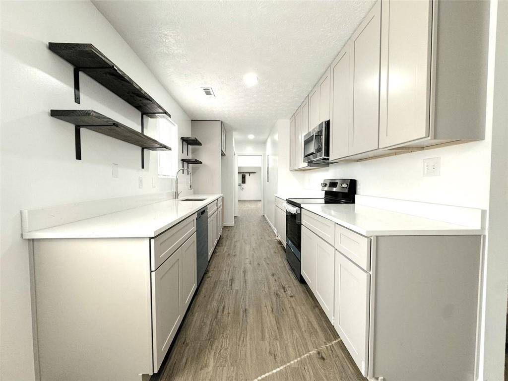 Senoia, GA 30276,74 JOY SPRINGS CT