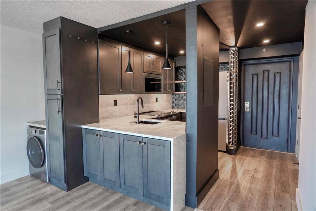 Atlanta, GA 30305,2870 Pharr Court South NW #2402