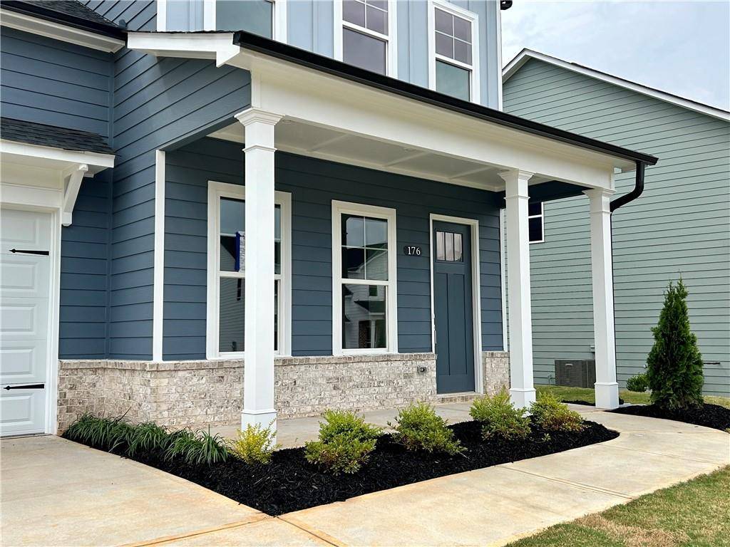 Jefferson, GA 30549,176 Crimson Feather Drive