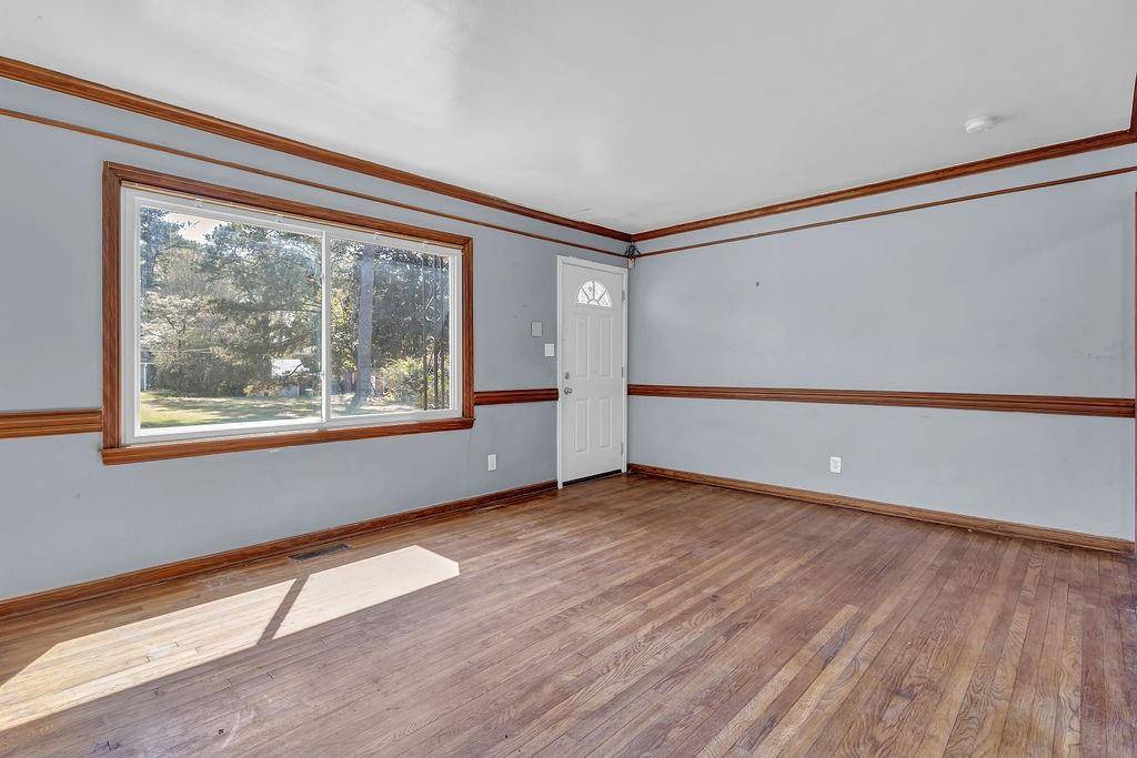 Atlanta, GA 30311,1761 Venetian DR SW