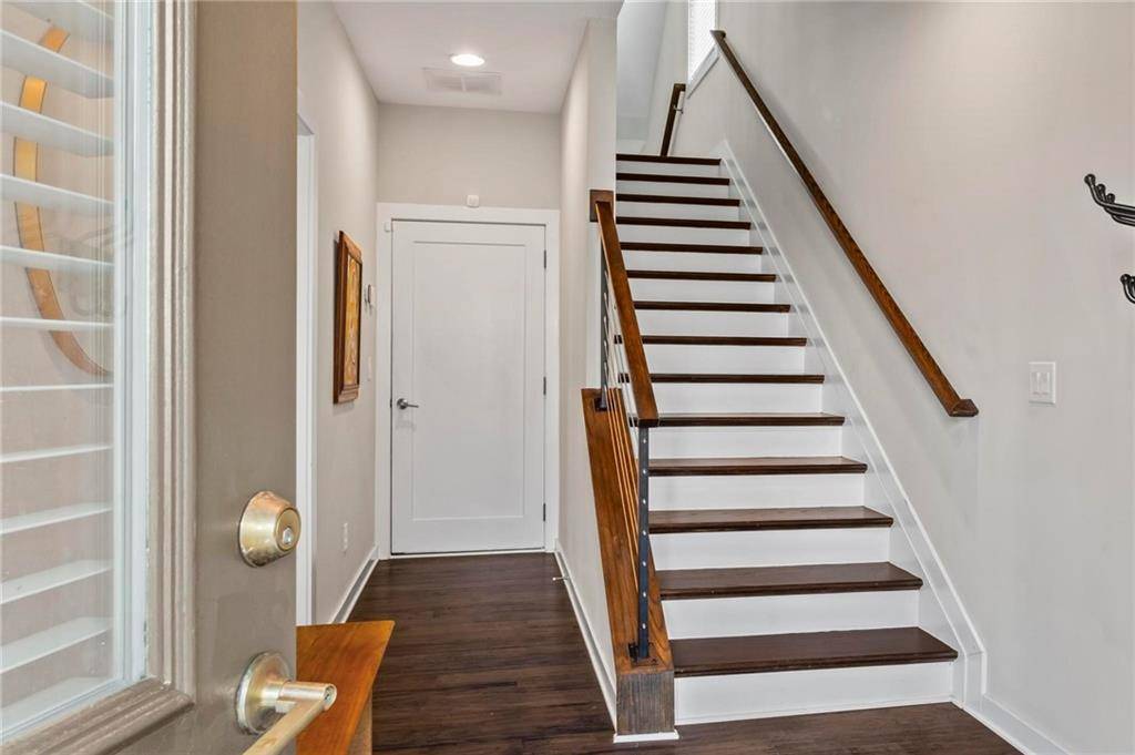 Atlanta, GA 30307,215 Arizona AVE NE #1