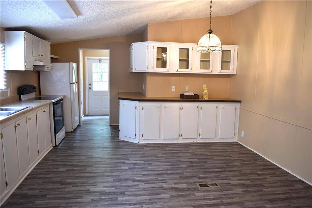 White, GA 30184,59 Pine Ridge LN