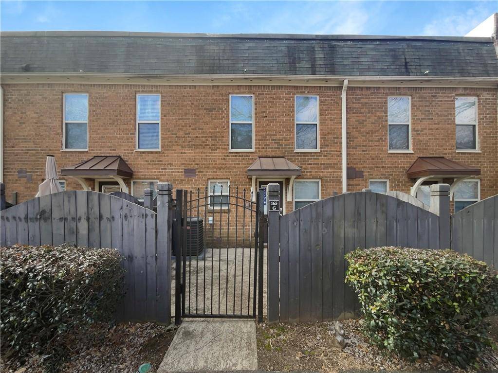 Atlanta, GA 30350,165 N River DR #G
