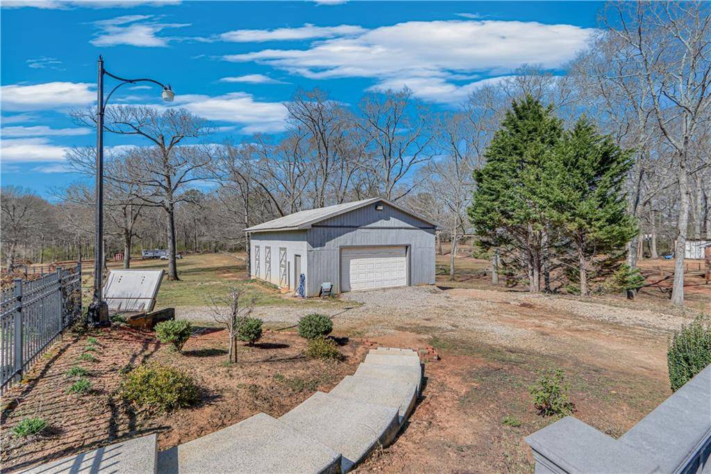 Monroe, GA 30656,222 Meadow Wood LN