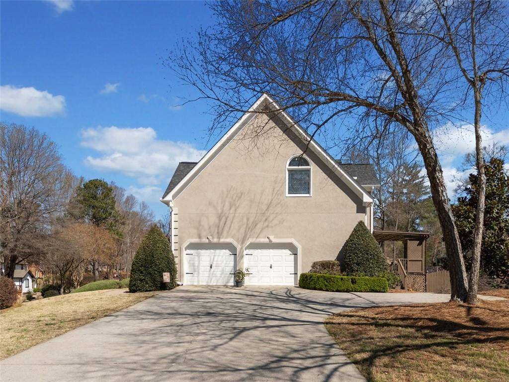 Marietta, GA 30068,918 FOX HOLLOW WAY