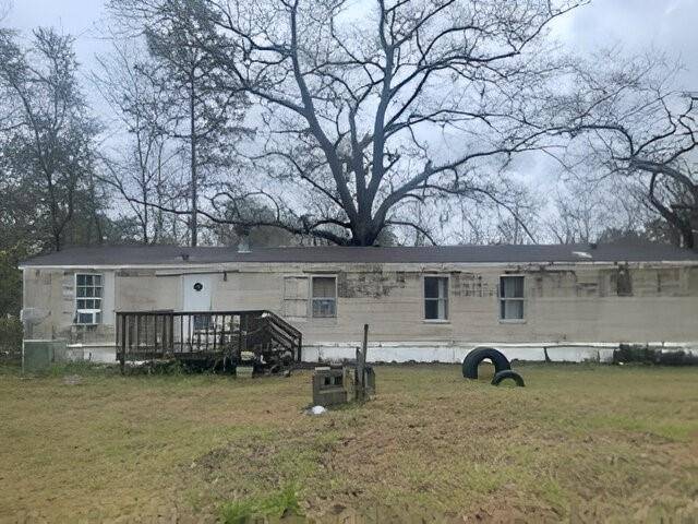 Jesup, GA 31545,400 Old Oak RD