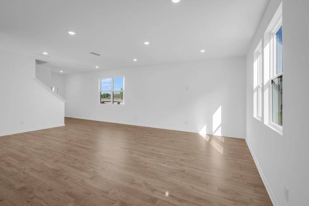 Euharlee, GA 30145,215 Groveton CT