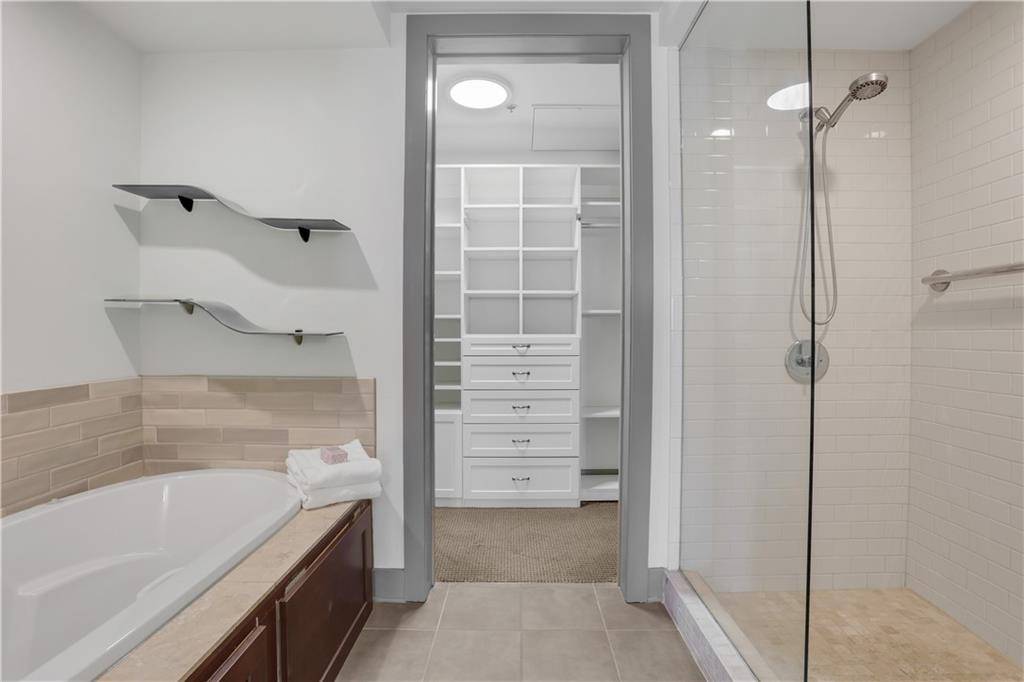 Atlanta, GA 30346,4561 Olde Perimeter WAY #702