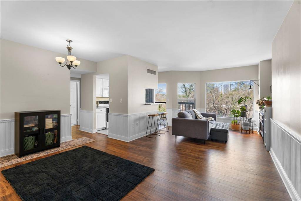 Atlanta, GA 30309,1 Biscayne DR NW #211