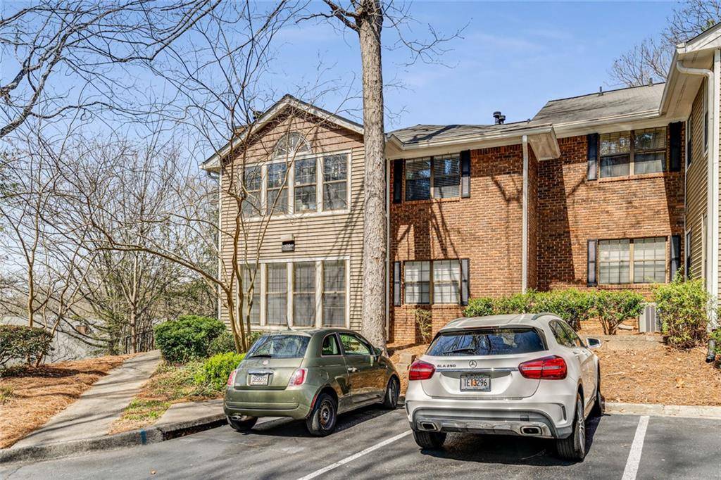 Atlanta, GA 30350,102 Barrington Hills DR