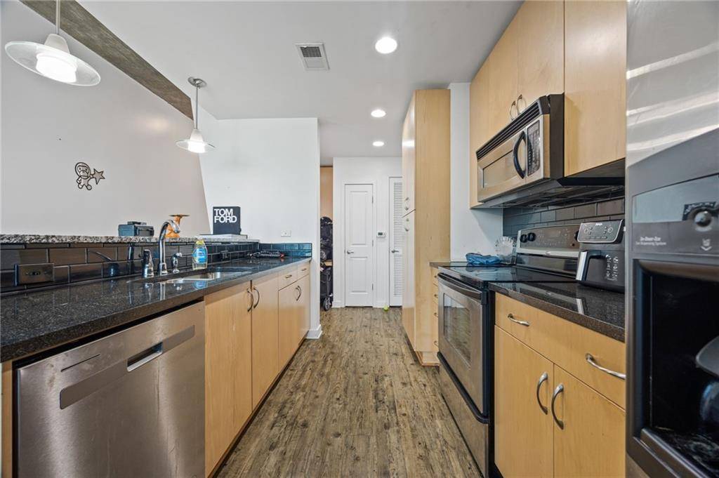 Atlanta, GA 30308,860 Peachtree ST NE #1511