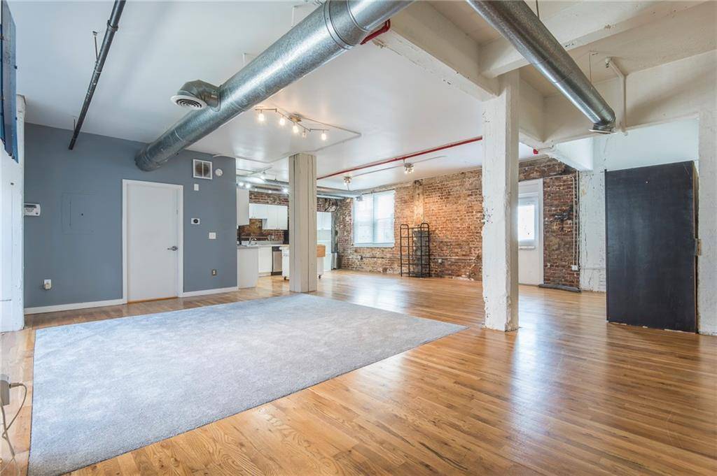 Atlanta, GA 30313,244 Peters ST SW #10