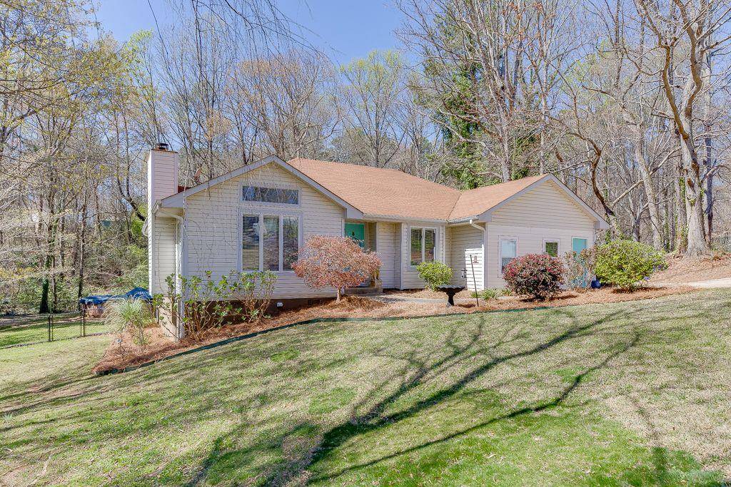 Flowery Branch, GA 30542,4434 HIDDEN OAKS DR