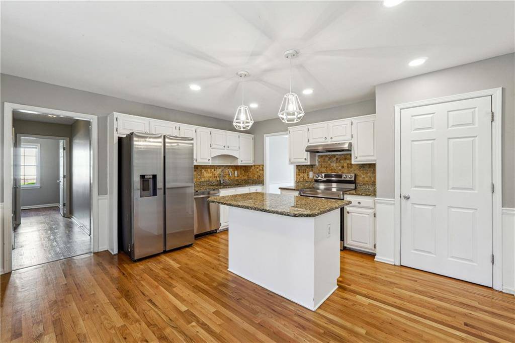 Lilburn, GA 30047,4271 Weston DR SW