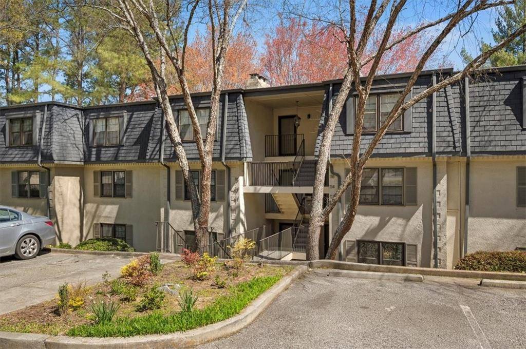Atlanta, GA 30327,112 Rosaire PL NW